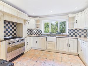 Kitchen- click for photo gallery